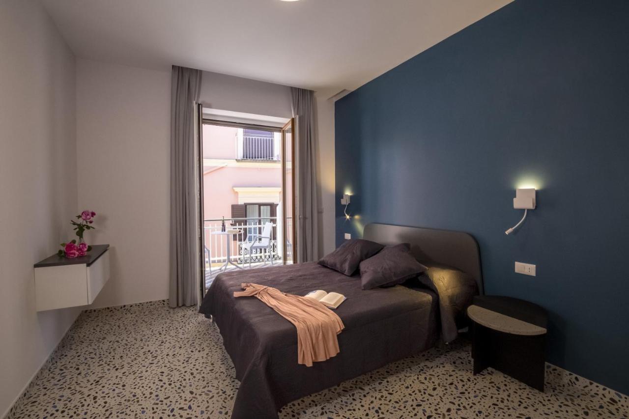 Neva Suites Massa Lubrense Sorrento Coast Extérieur photo